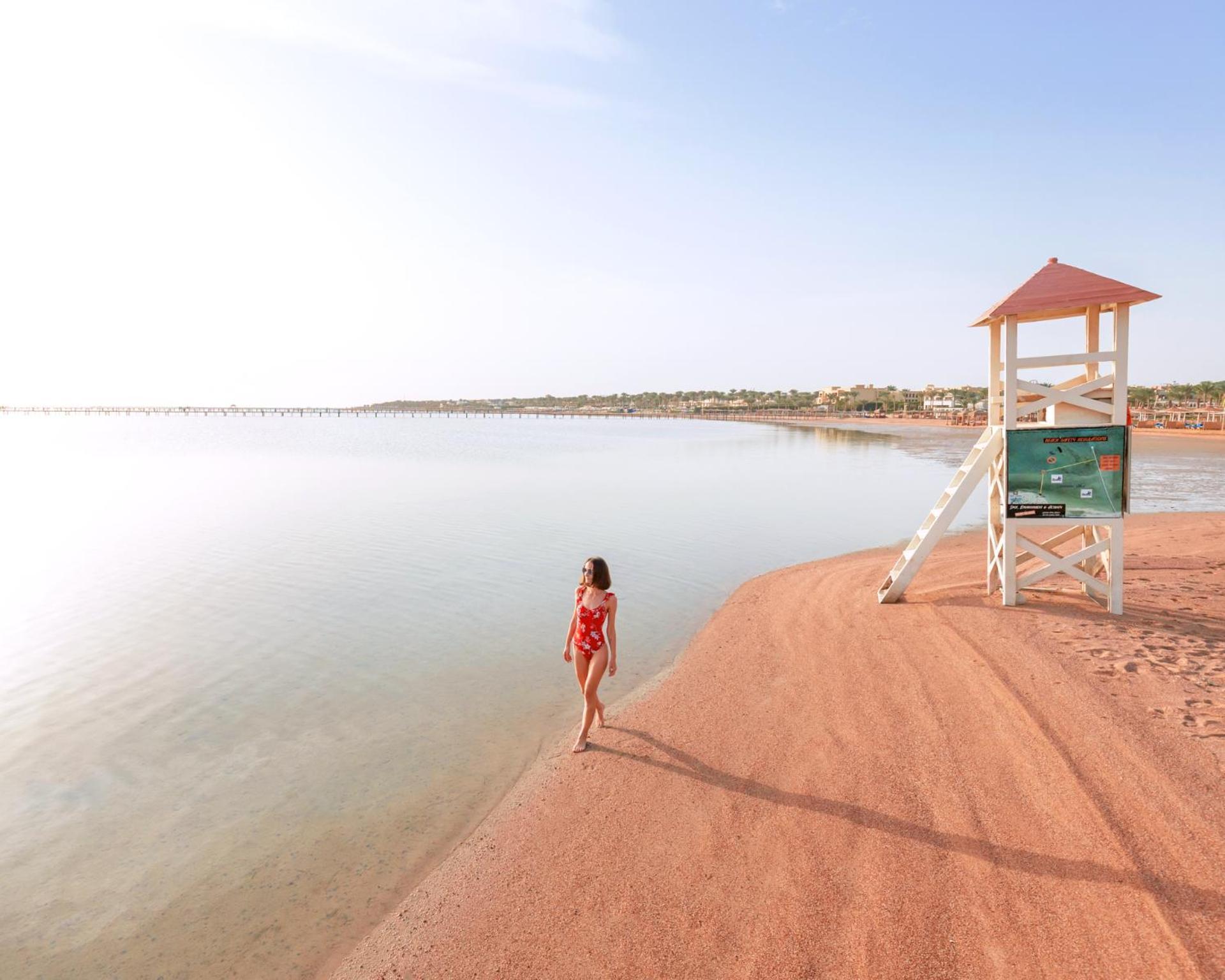 Pickalbatros Laguna Club Resort Sharm El Sheikh 外观 照片 The beach at the dam