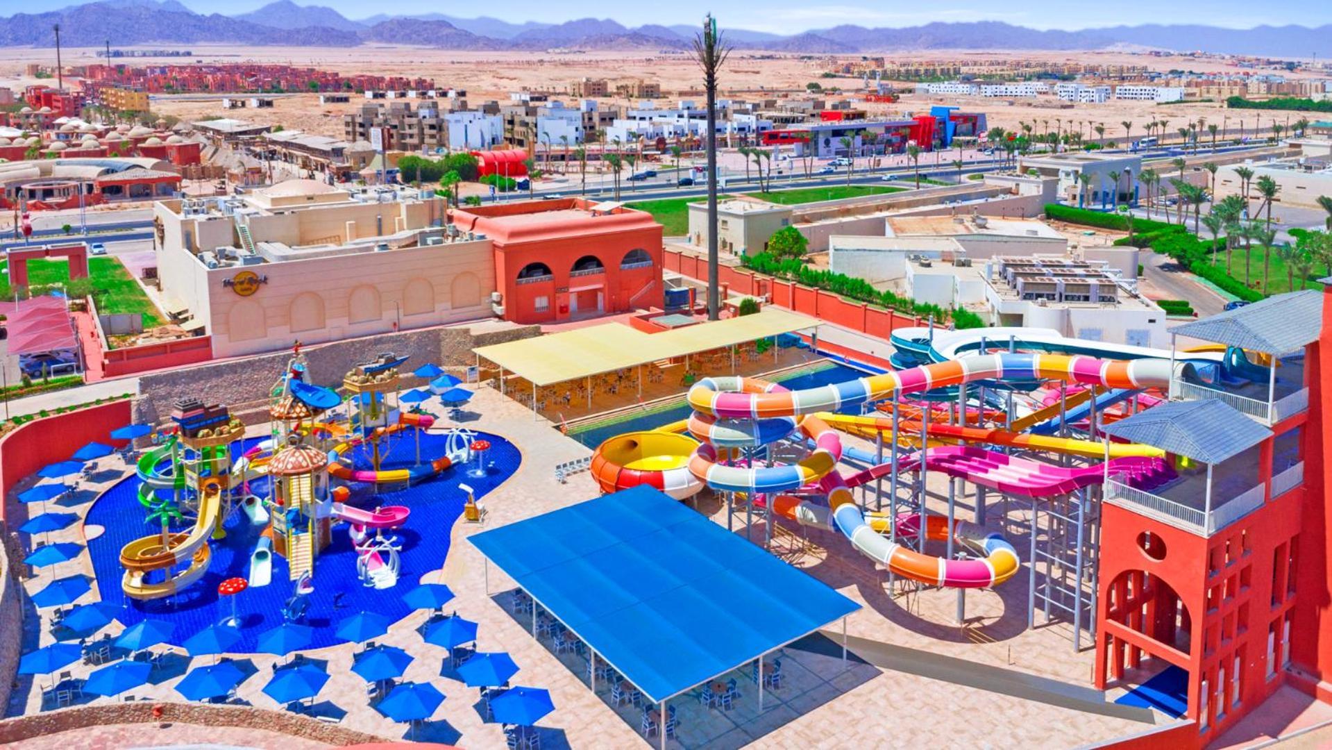 Pickalbatros Laguna Club Resort Sharm El Sheikh 外观 照片 Aerial view of Splash Jungle Water Park